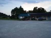 Comfort Green Motel Hotels in Mammoth Spring