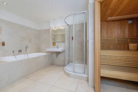 Avenida Panorama Chalet by Alpin Rentals