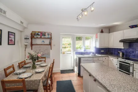 2 Kersbrook Gardens Отели в г. Лайм-Регис