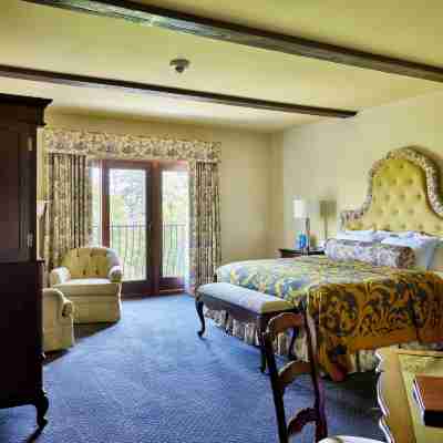 Mirbeau Inn & Spa - Plymouth Rooms