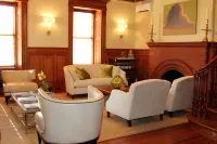 Anchorage 1770 Hotels in Beaufort