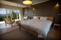 Lake Lodge - Homestays