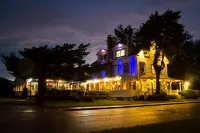 Domaine Belle Plage Hotels in Baie-Saint-Paul