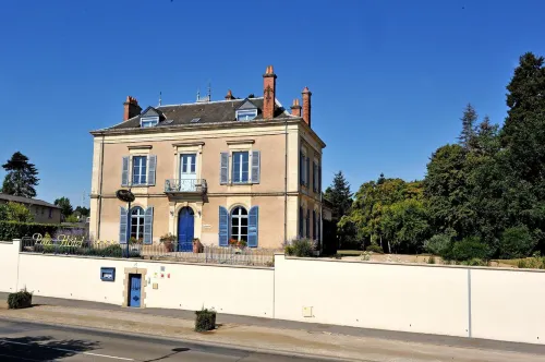 Logis Parc Hôtel & Spa Hôtels à : Château-Gontier-sur-Mayenne