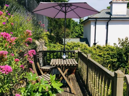 Sandquay View Отели рядом с достопримечательностью «Дартмут Касл»