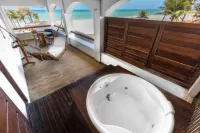 Vila Coqueiros Boutique Hotel - Hot Tub