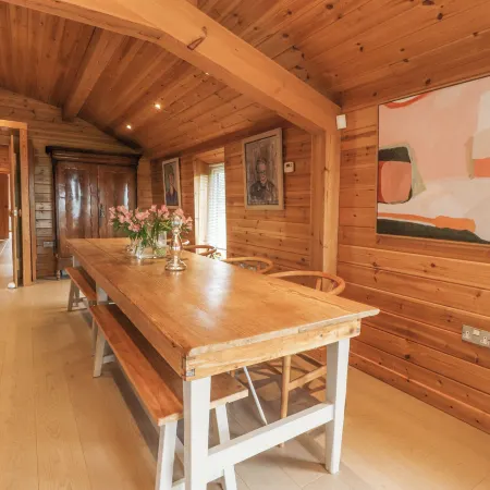 Artisan Lodge