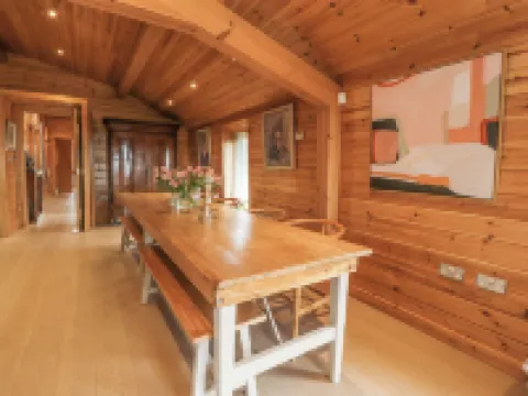 Artisan Lodge
