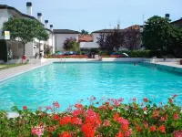 Townhouse with Private Garden - Villas
