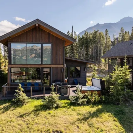 6 Silver Peaks 3 Bedroom Home by Moonlight Basin Lodging
