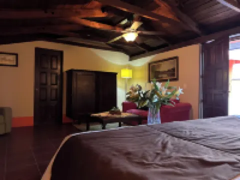 聖埃倫娜飯店畫廊飯店