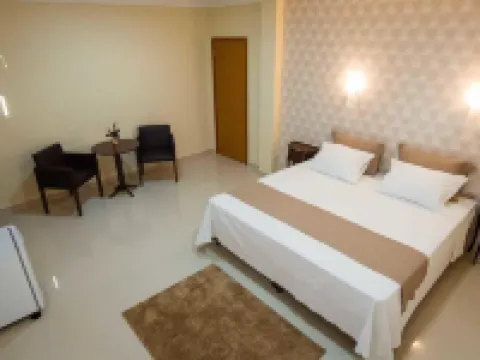 Royal Hotel & Gastronomia โรงแรมในมากาปา
