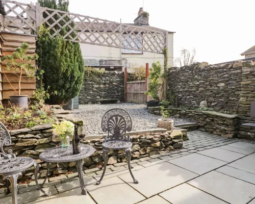 Hugill Cottage Hotels in Over Staveley