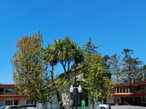 North Coast Inn Hotels in Del Norte County