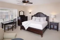 อินน์ แอท ฮาร์เบอร์ ฮิลล์ มารีนา โรงแรมใน