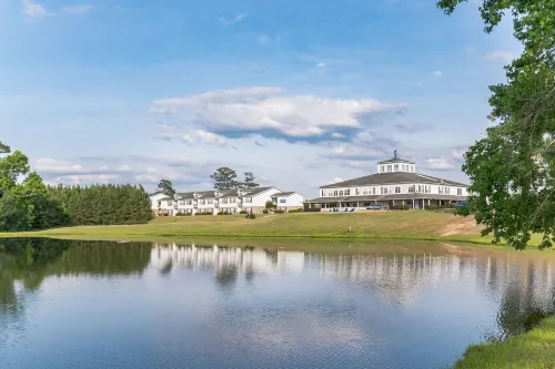 리틀 리버 리조트