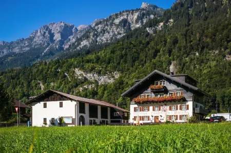 Walch's Camping & Landhaus Отели в г. Иннербрац