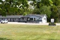 오로라 인 킹스턴  호텔