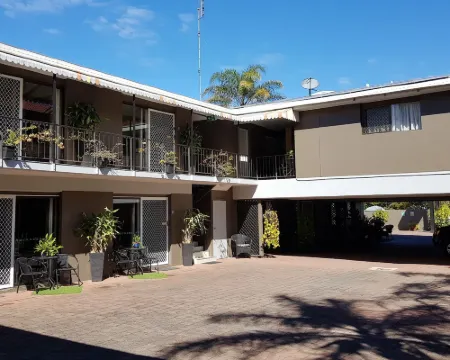 Gold Coast Airport Motel - Only 300 Meters to Airport Terminal Hotels in Bilinga