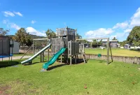 Harbourside Holiday Park