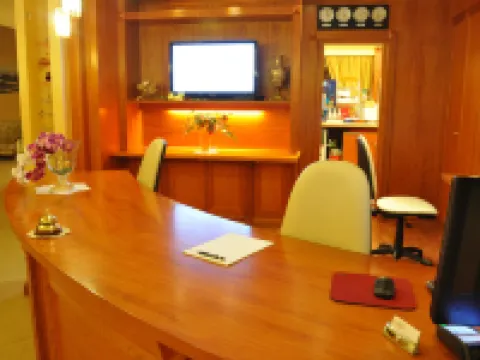 多姆斯酒店 伊塞爾尼亞省酒店