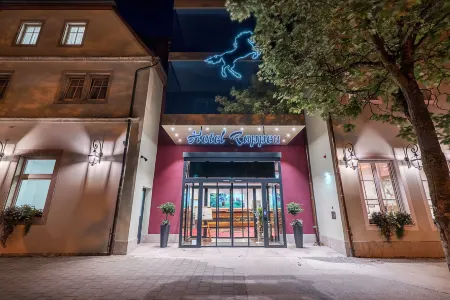 Hotel Rappen Rothenburg ob der Tauber Отели в г. Нойзиц