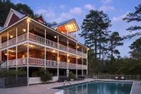 Glen-Ella Springs Hotel & Restaurant - parking