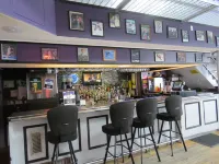 Dockside Suites - Bares