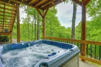 Updated Home w/ Private Hot Tub & Mtn Views! - parking