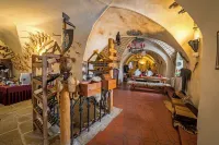 Hrad Vildstejn Hotels in Skalna