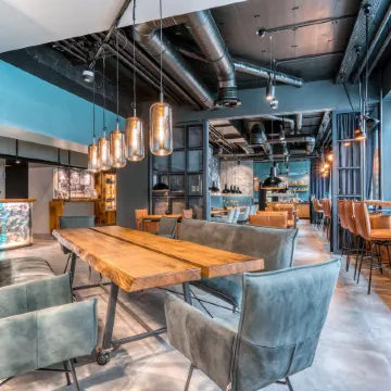 Unsöld's Factory Hotel Отели рядом с достопримечательностью «Станция метро Lehel»