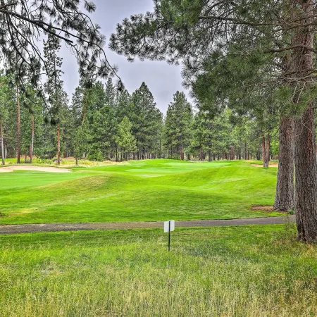Mountain-Modern Unit Golf, Hike, Ski and More!