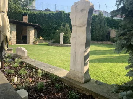 Antik Hotel Sofia Отели в г. Високе-Мито