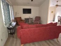 Quiet Ranch Guesthouse in Ramona