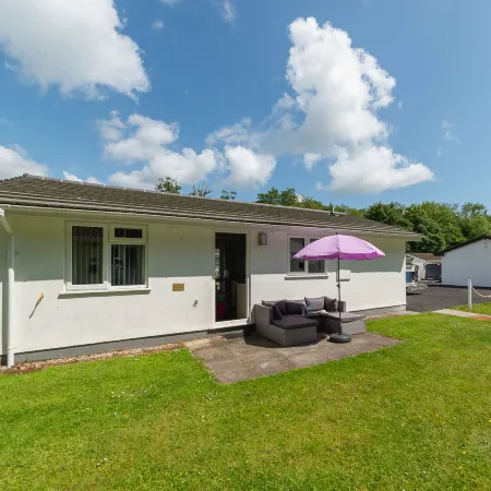 Rosecraddoc Lodges