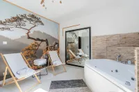 A 2 Pas D Azay Hotels in Sepmes