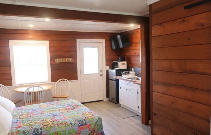 The Lowtide Motel