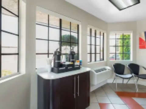 Motel 6 Merced, CA - North Hotels in Merced