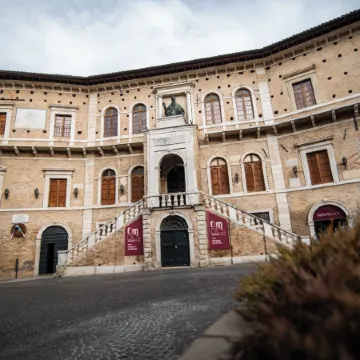 Palazzo Capparucci - Dimora Storica - Guest House