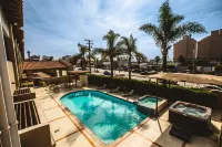 Del Mar Inn Rosarito - Pools