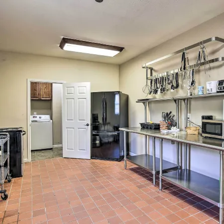 Luxury San Antonio Retreat 110-Acre Private Ranch