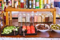 New Helvetia Historic Hotel - breakfast
