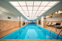 Mountain Lake Hotel - Pool