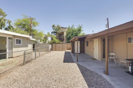 Dog-Friendly Bullhead City Home - Walk to Beach!