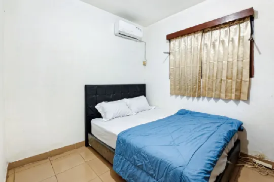 Danysa Guest House Jakarta RedPartner