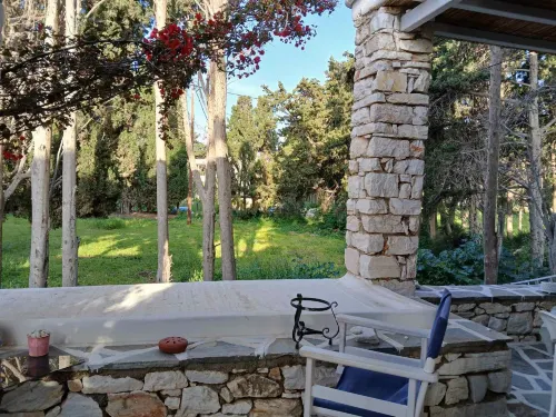 Kikis Dream Refurbished Apartment with a Bacony and Sea Views Hotels in Drios