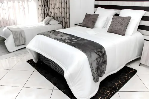 Meredale Lodge - Homestays
