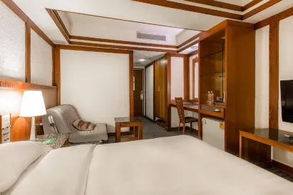 Hub Hotel Ximen-Kunming Branch