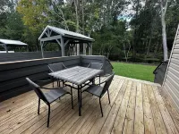 Stay Small at Lake Waccamaw