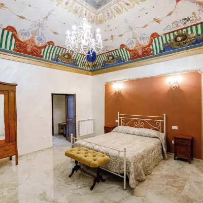 提沃利卡蘭迪公寓 鄰近埃斯特別墅的酒店